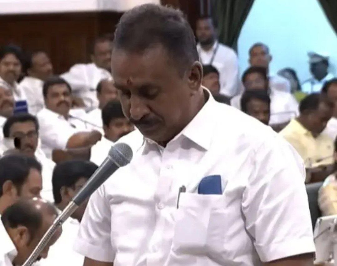 தொண்டாமுத்தூர் தொகுதி சட்டப்பேரவை உறுப்பினராக எஸ்.பி.வேலுமணி பதவியேற்பு