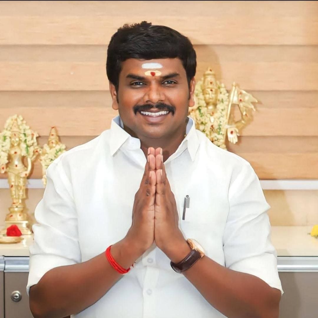 AIADMK சூலூர் வடக்கு ஒன்றிய செயலாளர் வி.பி.கந்தவேல் கட்சியிலிருந்து ராஜினாமா