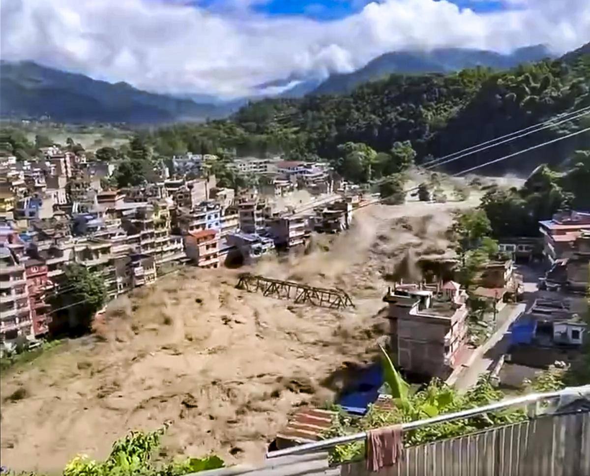 Nepal Flash Floods: Tamil Nadu Govt Announces Helplines for Stranded Tourists